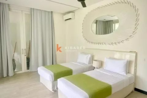 5 bedrooms Villa in Kerobokan, Badung, Indonesia No. 12551 19