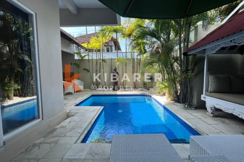 2 bedrooms Villa in Seminyak, Badung, Indonesia No. 11878 3