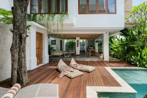 3 bedrooms Villa in Kuta, Badung, Indonesia No. 10475 2