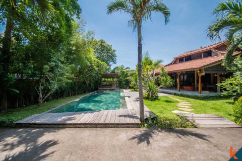 4 bedrooms Villa in Badung, Indonesia No. 10476 3