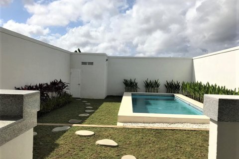 2 bedrooms Villa in Canggu, Badung, Indonesia No. 11962 2