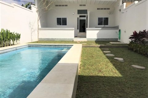 2 bedrooms Villa in Canggu, Badung, Indonesia No. 11962