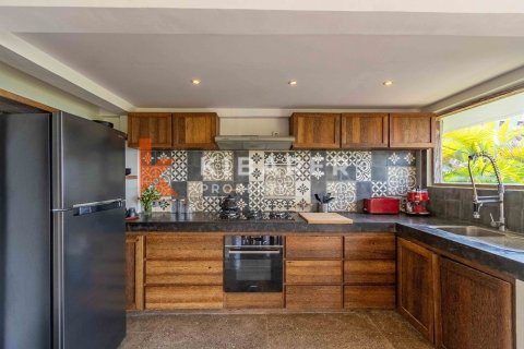 3 bedrooms Villa in Balangan, Indonesia No. 11961 6