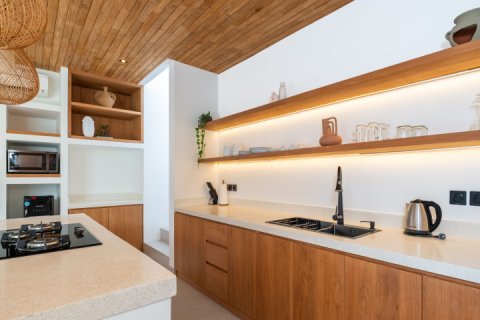 4 bedrooms Villa in Canggu, Badung, Indonesia No. 13739 4