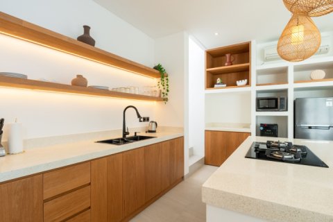 4 bedrooms Villa in Canggu, Badung, Indonesia No. 13739 20