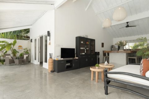 3 bedrooms Villa in Seminyak, Badung, Indonesia No. 13734 8