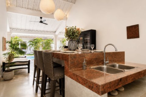 3 bedrooms Villa in Seminyak, Badung, Indonesia No. 13734 6