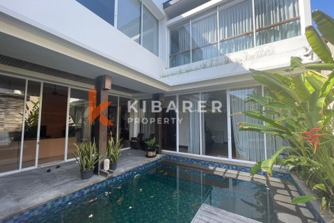 4 bedrooms Villa in Seminyak, Badung, Indonesia No. 12264 17