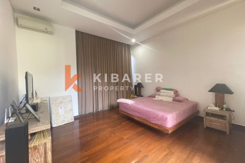 4 bedrooms Villa in Seminyak, Badung, Indonesia No. 12264 11