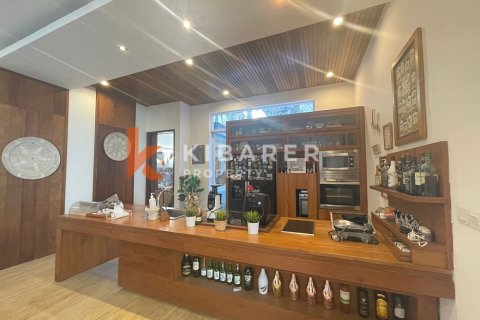 4 bedrooms Villa in Seminyak, Badung, Indonesia No. 12264 8