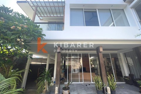 4 bedrooms Villa in Seminyak, Badung, Indonesia No. 12264 26