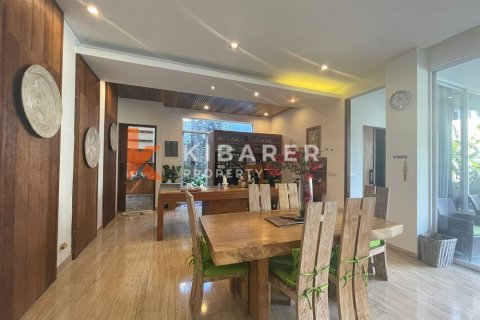 4 bedrooms Villa in Seminyak, Badung, Indonesia No. 12264 9