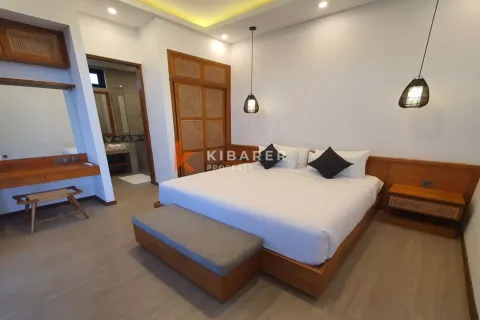 4 bedrooms Villa in Tibubeneng, Badung, Indonesia No. 12263 11