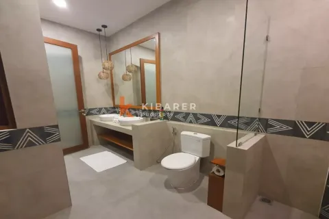 4 bedrooms Villa in Tibubeneng, Badung, Indonesia No. 12263 9