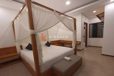 4 bedrooms Villa in Tibubeneng, Badung, Indonesia No. 12263 8