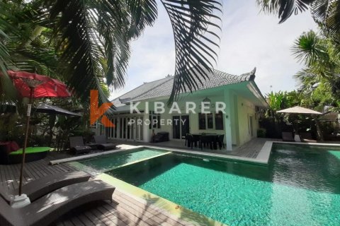4 bedrooms Villa in Seminyak, Badung, Indonesia No. 12266 22
