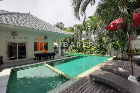 4 bedrooms Villa in Seminyak, Badung, Indonesia No. 12266 12