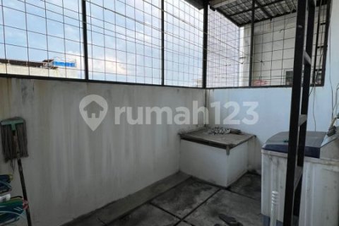 3 bedrooms House in Grogol Petamburan, Jakarta,  No. 9148 25