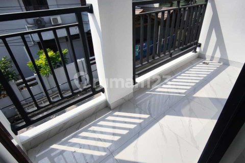 Дом с 3 спальнями в Cengkareng, Джакарта,  № 9146 20