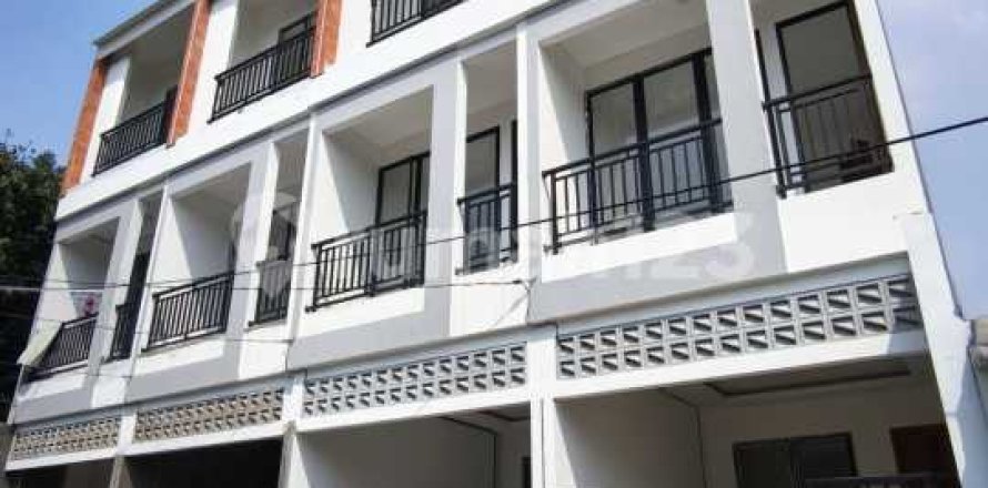 Дом с 3 спальнями в Cengkareng, Джакарта,  № 9146