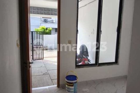 Дом с 3 спальнями в Cengkareng, Джакарта,  № 9146 9