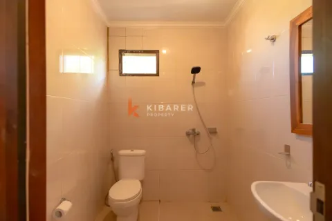 4 bedrooms Villa in Ungasan, Badung, Indonesia No. 11733 10
