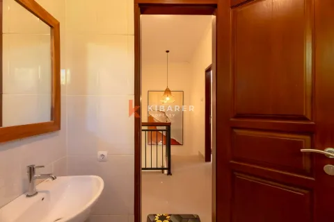 4 bedrooms Villa in Ungasan, Badung, Indonesia No. 11733 20