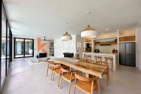 4 bedrooms Villa in Badung, Indonesia No. 11735 5