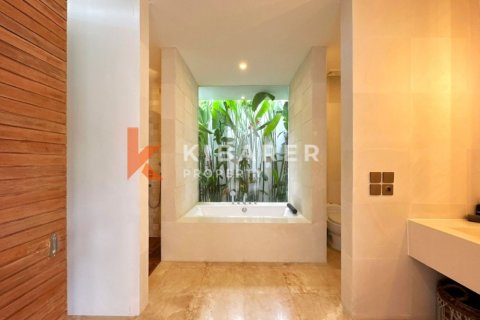 4 bedrooms Villa in Badung, Indonesia No. 11735 26