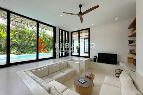 4 bedrooms Villa in Badung, Indonesia No. 11735 17
