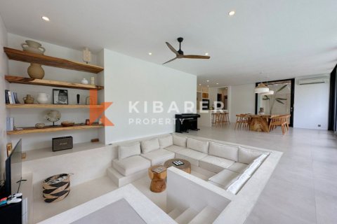 4 bedrooms Villa in Badung, Indonesia No. 11735 16