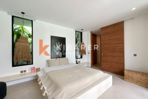 4 bedrooms Villa in Badung, Indonesia No. 11735 18