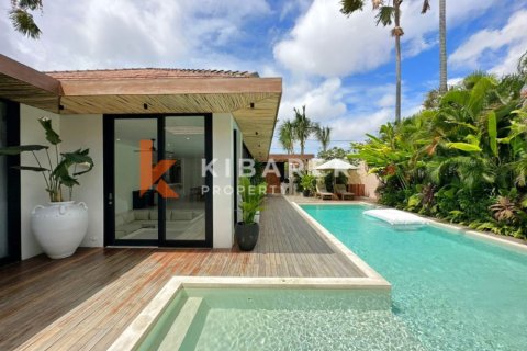 4 bedrooms Villa in Badung, Indonesia No. 11735 2