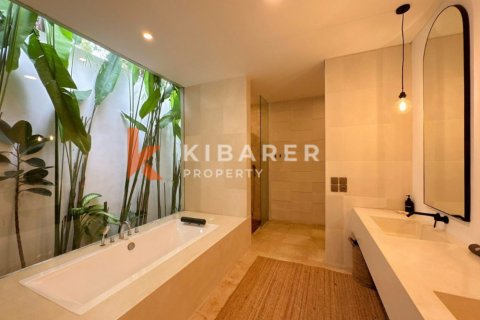 4 bedrooms Villa in Badung, Indonesia No. 11735 22
