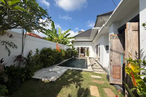 2 bedrooms Villa in Tumbak Bayuh, Mengwi, Badung, Indonesia No. 11732 2