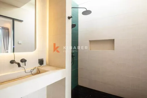 4 bedrooms Villa in Tibubeneng, Badung, Indonesia No. 11737 18
