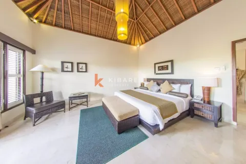 2 bedrooms Villa in Jimbaran, Badung, Indonesia No. 11731 6
