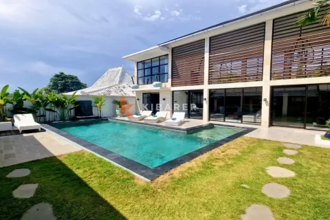 4 bedrooms Villa in Tumbak Bayuh, Mengwi, Badung, Indonesia No. 11910 5