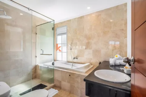 4 bedrooms Villa in Ungasan, Badung, Indonesia No. 11906 22