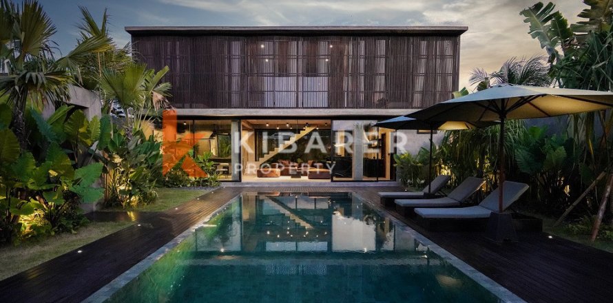 3 bedrooms Villa in Denpasar, Indonesia No. 11909