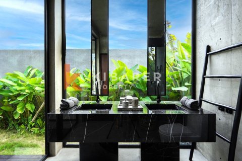 3 bedrooms Villa in Denpasar, Indonesia No. 11909 10
