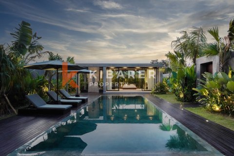 3 bedrooms Villa in Denpasar, Indonesia No. 11909 2
