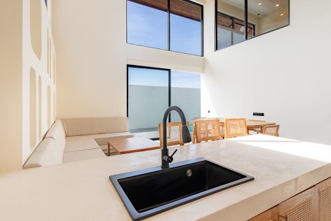 Вилла с 2 спальнями в Cemagi, Бадунг,  № 9608 14