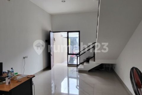 3 bedrooms House in Jakarta, Indonesia No. 13468 8