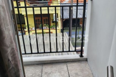 3 bedrooms House in Cengkareng, Jakarta, Indonesia No. 13473 13