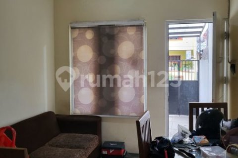 3 bedrooms House in Cengkareng, Jakarta, Indonesia No. 13473 5