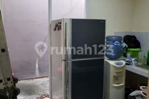 3 bedrooms House in Cengkareng, Jakarta, Indonesia No. 13473 4
