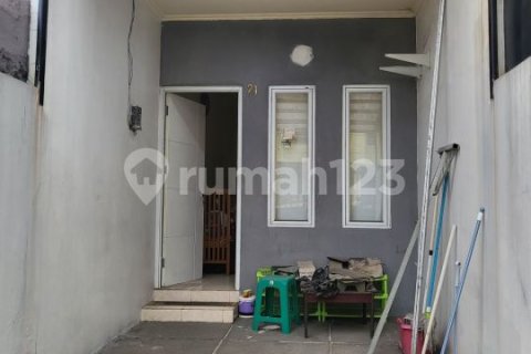 3 bedrooms House in Cengkareng, Jakarta, Indonesia No. 13473 2