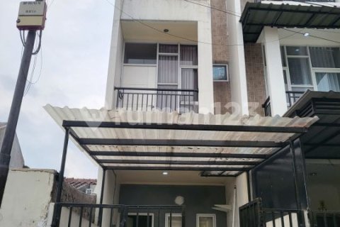 3 bedrooms House in Cengkareng, Jakarta, Indonesia No. 13473