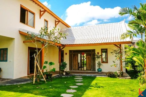 4 bedrooms Villa in Tumbak Bayuh, Mengwi, Badung, Indonesia No. 11219 3